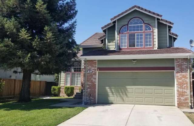 531 Sir Lancelot Dr photos photos