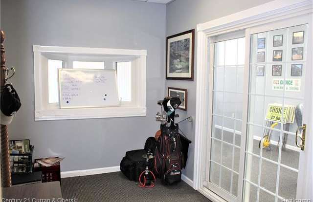 6623 MIDDLEBELT Road Gallery 4
