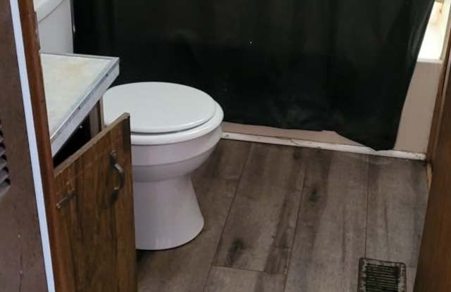 8010 Noroad Gallery 4