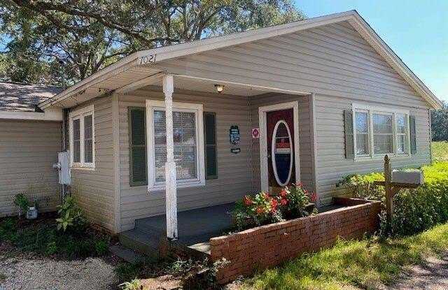 1021 NW Beal Parkway photos photos