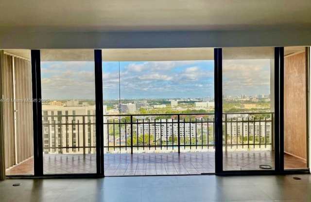 11113 Biscayne Blvd photos photos