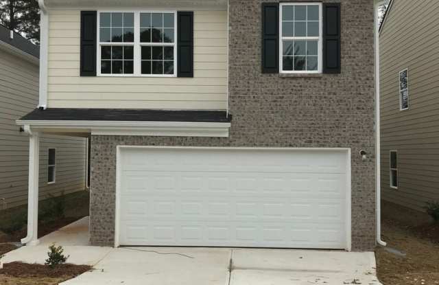 Charming 3BR House in Hampton - 11224 Aliyah Drive, Bonanza, GA 30228