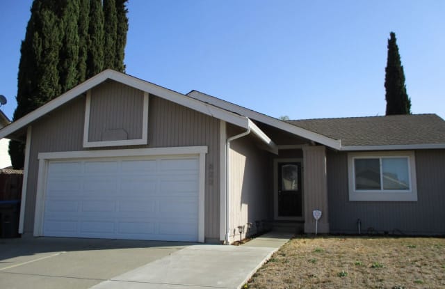 823 Bering Way - 823 Bering Way, Suisun City, CA 94585