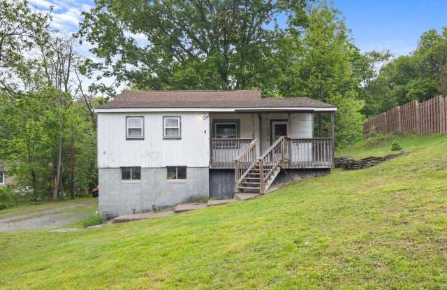 104 Smithtown Road photos photos