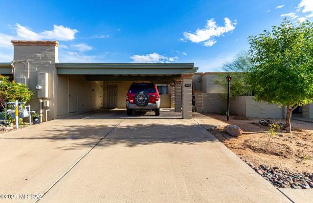 4254 E La Cienega Drive photos photos