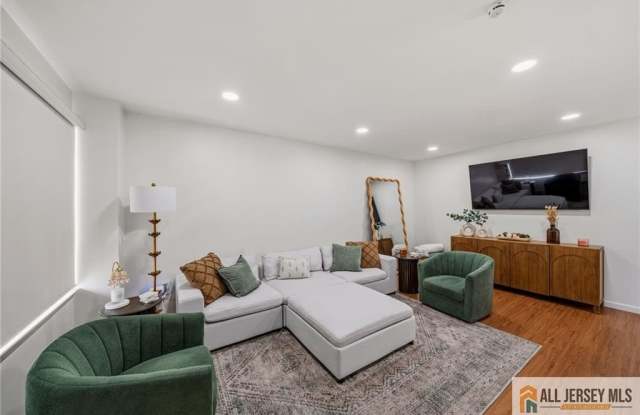 0-0 Nicholas Court photos photos