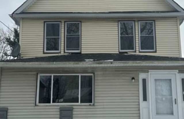 Single Family Accepting Section 8 photos photos