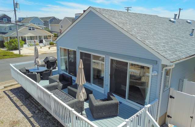 207 4th Avenue photos photos
