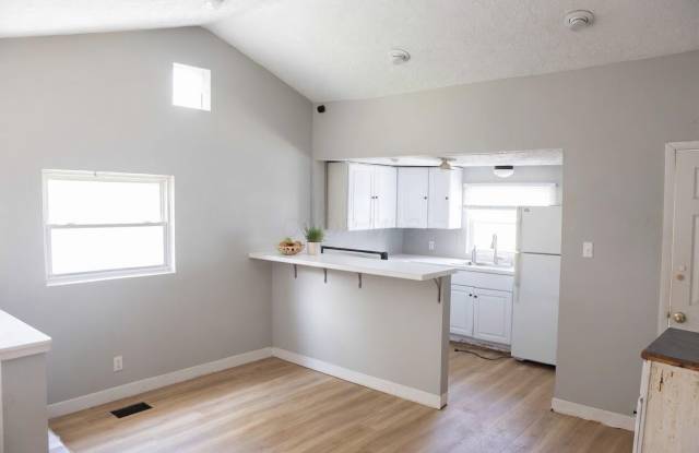 34 E Maynard Avenue Gallery 2