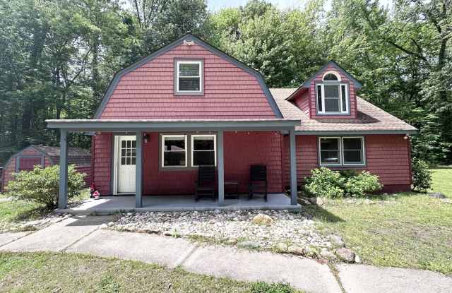 Updated Country Retreat with Modern Finishes & Peaceful Pungo Living photos photos