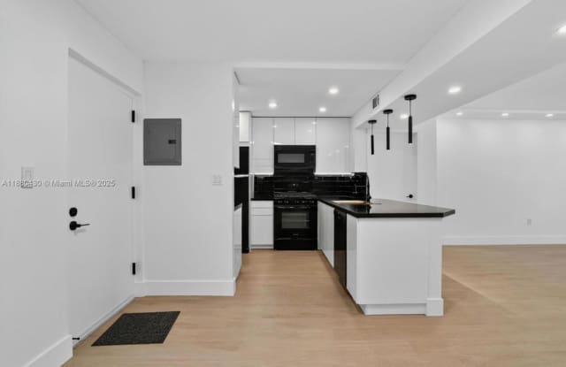 13020 Southwest 92nd Avenue photos photos