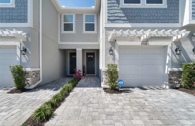 8518 PRIMROSE WILLOW Place Gallery 2