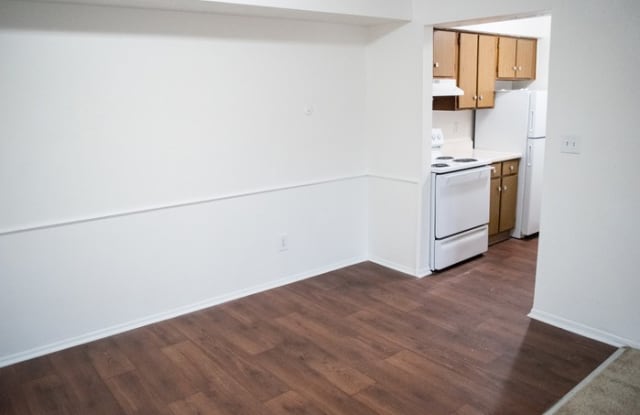 772 Green Road - 772 Green Road, Ypsilanti, MI 48198