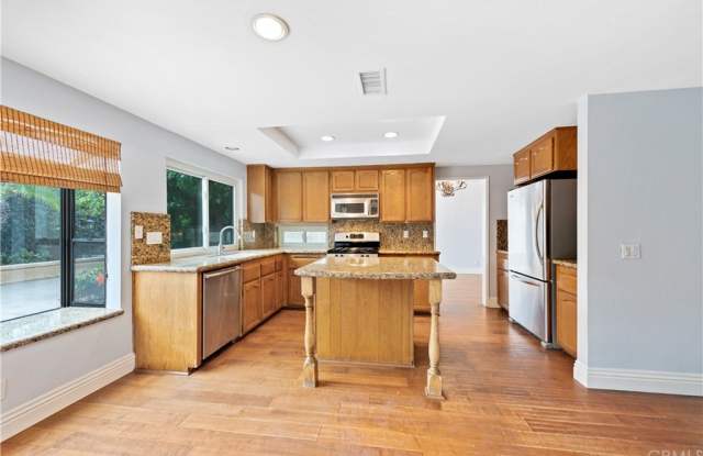 26716 Alamanda Gallery 3
