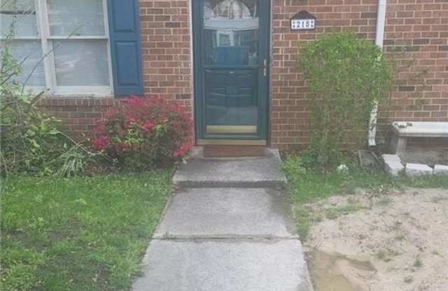 218 Choisy Crescent photos photos