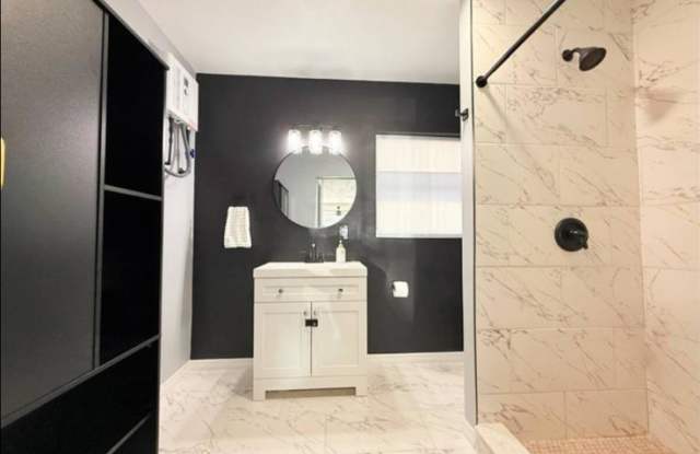 904 15th Street Northeast - 904 15th Street Northeast, Winter Haven, FL 33881