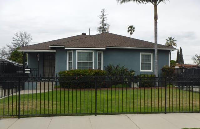 1115 W Acacia Avenue - 1115 W Acacia Ave, Orange, CA 92868