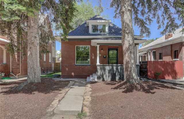 Stunning Home in the Heart of Denver!! Available October 5th!! Gallery 1