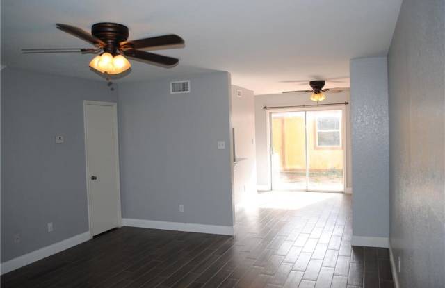 4005 D ACUSHNET Gallery 4