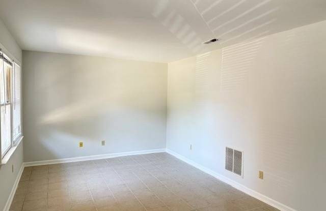 4047 Fairway Dr. Gallery 2