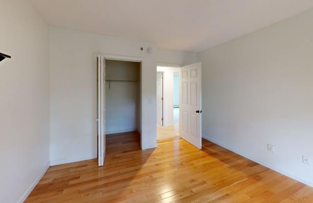 Spacious 3-Bedroom Condo in Lebanon, NH Gallery 4