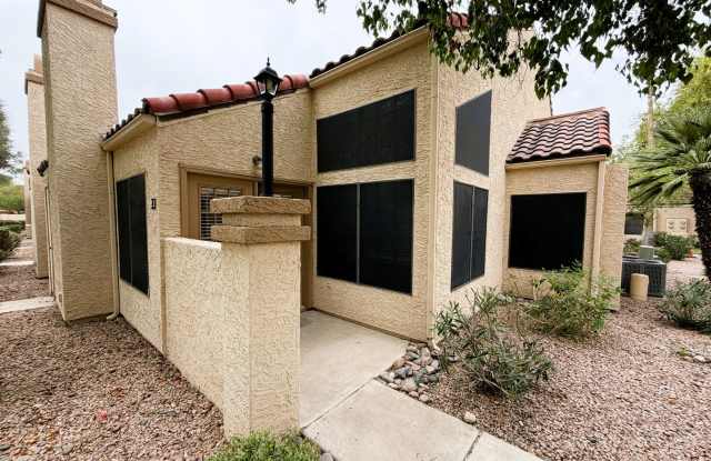 1 bed Plus DEN/OFFICE w/closet (may be used for 2nd bedroom) 1 bath! photos photos