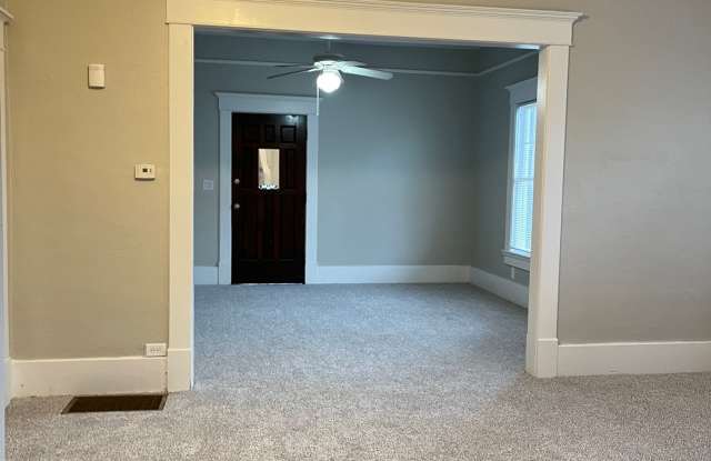 2060 Lafayette Street Gallery 3