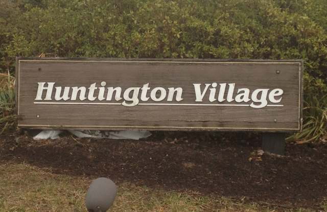 Great Condo in Huntington Village photos photos