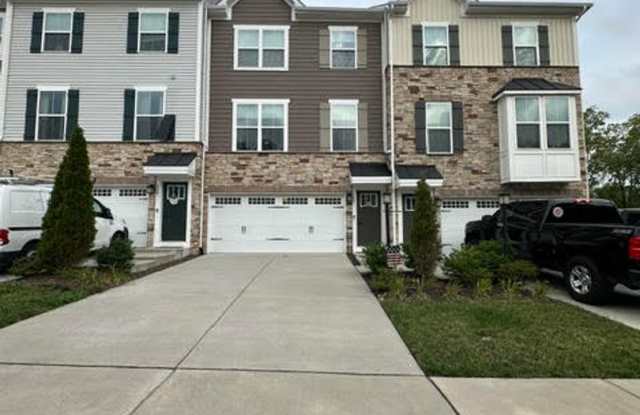 Community Living in Lake Frederick Gallery 1
