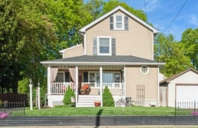 245 S Madison Ave photos photos