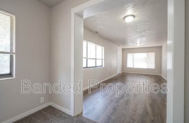 276 W 700 N - Unit A photos photos