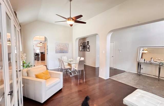 5585 Imperial Meadow Drive Gallery 4
