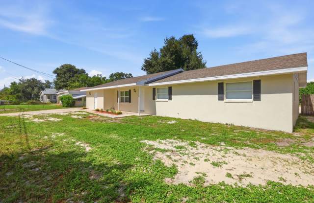 Beautiful 3-Bedroom, 2-Bath Home with Modern Kitchen & Covered Patio in Lakeland, FL! Gallery 4