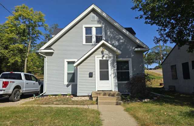 $1,600 - 3 Bedroom 2.5 Bath Home photos photos