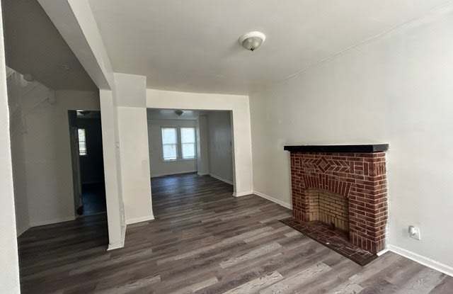 599 Edgewood Street photos photos