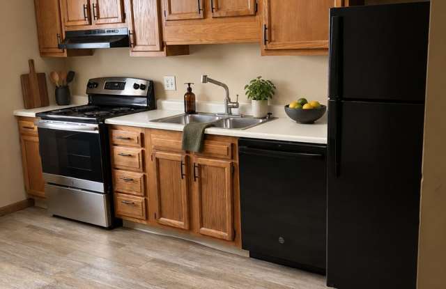 Ends 9/30: $0 to apply + $500 off your move-in Gallery 3
