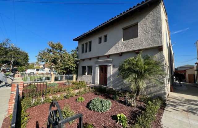 204 N Maple Ave photos photos