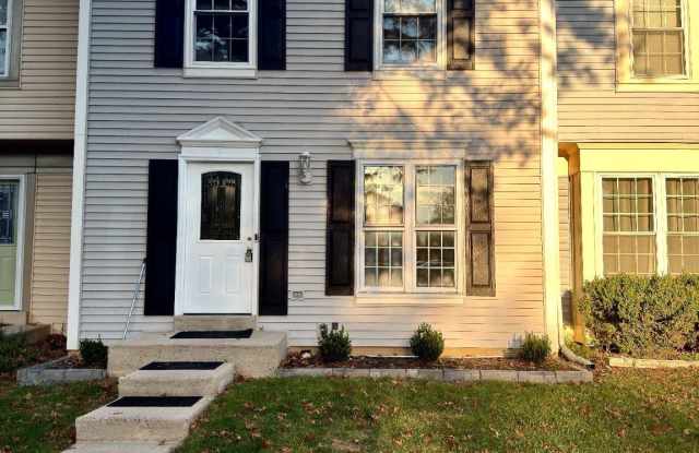 9 GRAVENHURST Court Gallery 1