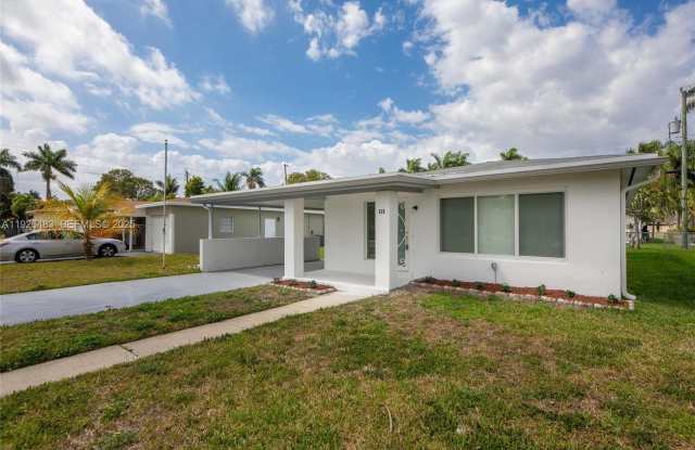 610 N 31st Ct photos photos