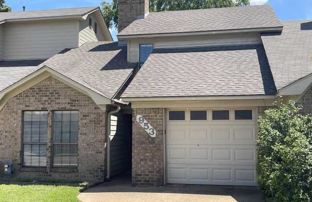 953 Creek Side photos photos
