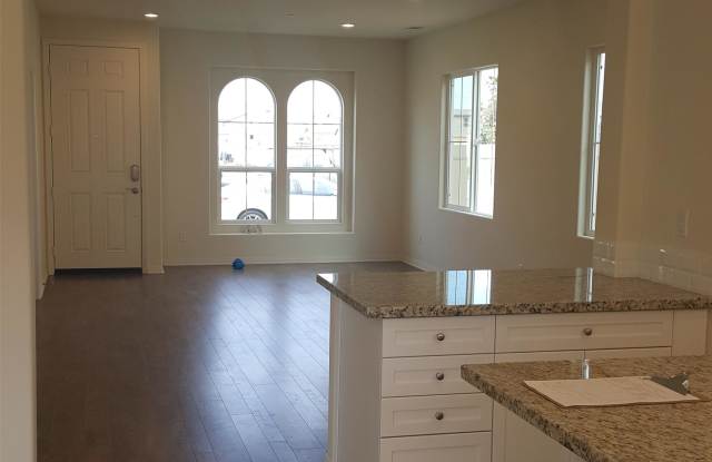 560 Owens River Dr Gallery 3