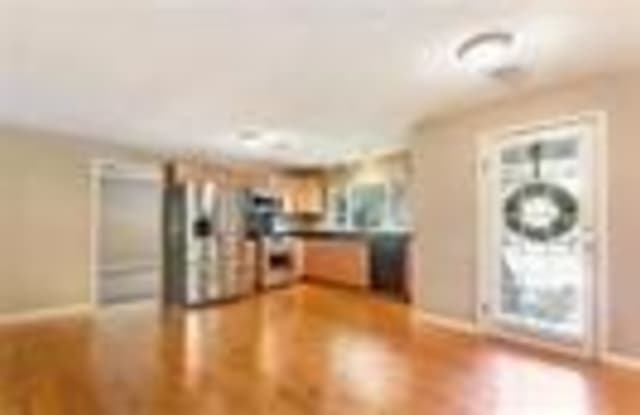 227 w 16th Avenue Gallery 4