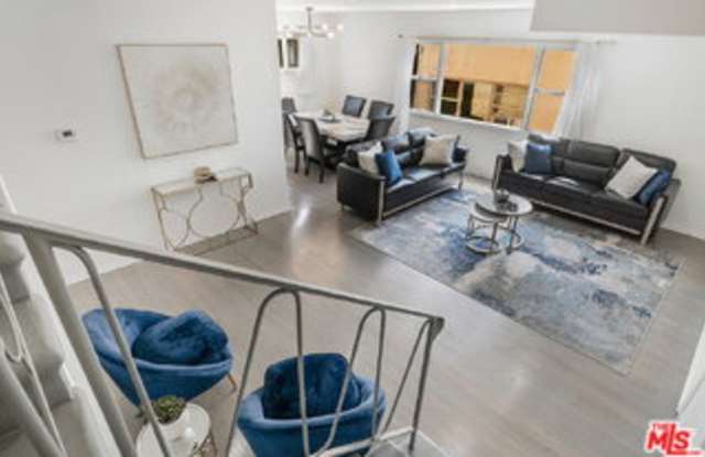 344 Rexford Drive Gallery 4