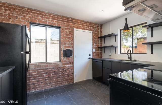 1525 E BRILL Street - 1525 East Brill Street, Phoenix, AZ 85006