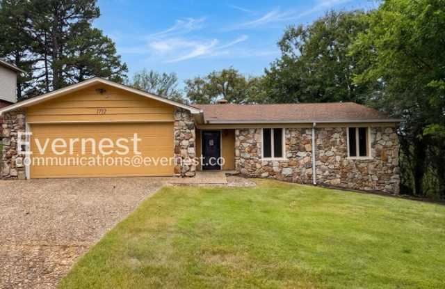 1712 Shumate Drive Gallery 1