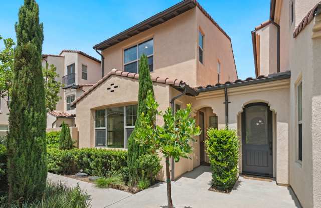 4 Bedroom - 3 Bath Irvine Home for lease photos photos