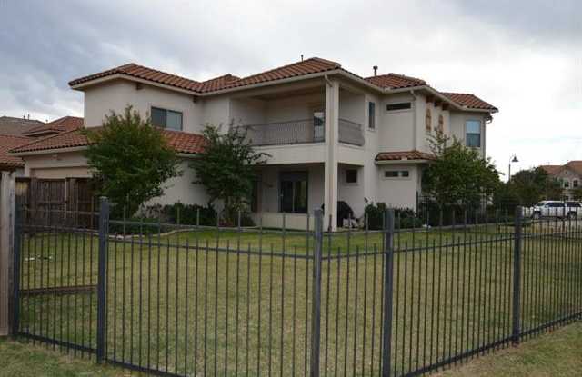 1412 Camino Lago Gallery 4