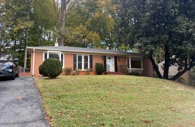 4 bed, 3 full bath Johnson Village Home. - 705 Highland Avenue, Charlottesville, VA 22903 4 bed, 3 full bath Johnson Village Home. - 705 Highland Avenue, Charlottesville, VA 22903