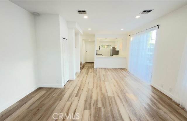 1026 Croft Avenue Gallery 3