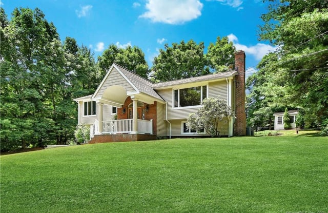238 Walnut Tree Hill Road - 238 Walnut Tree Hill Road, Shelton, CT 06484